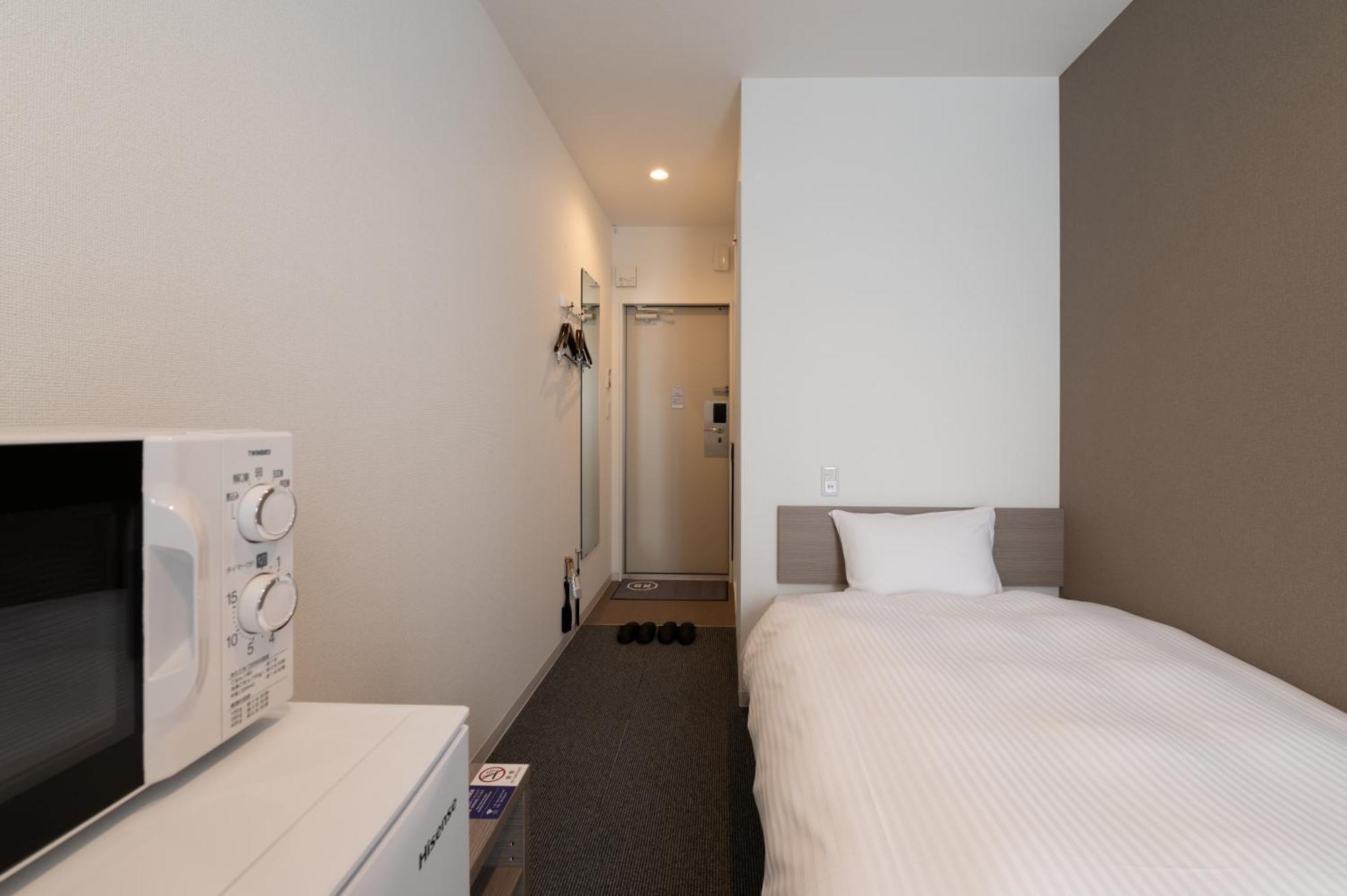 Hotel R9 The Yard Koka Екстериор снимка